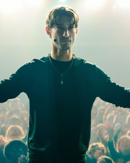 pierre niney dans gourou